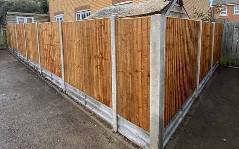 Featheredge vs Panel Fencing- For Your St Albans Garden