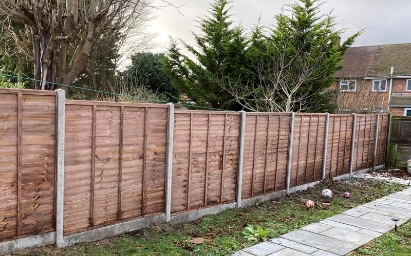 Replace Your Garden Fence Before Winter Replace Your Garden Fence Before Winter